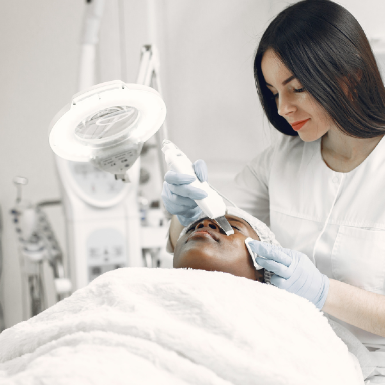 HydraFacial in Lahore for Students, Professionals & Brides